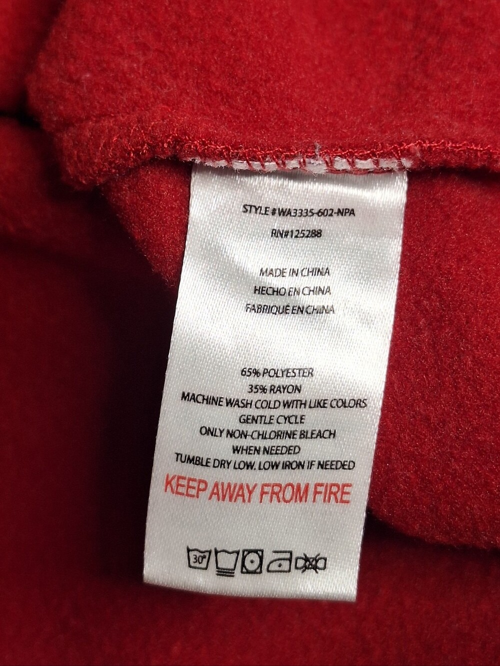 Rae Dunn Red MERRY Graphic Fleece Lined Sweater Wmns XL Long Sleeve Round Neck - Picture 5 of 7